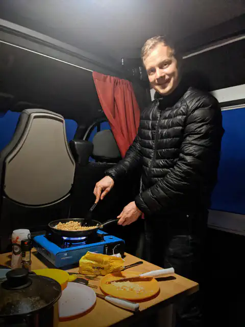 2PXL_20210929_200054206.MP