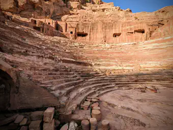 05_PXL_20230302_055110556