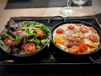 hPXL_20220928_194156958.PORTRAIT